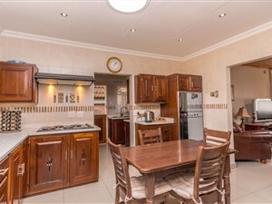3 Bed House in Wingate Park