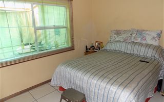 6 Bedroom House in Newlands
