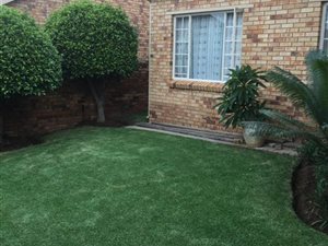 3 Bed Townhouse in Radiokop