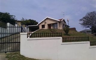 3 Bedroom House in Parkgate