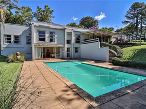 6 Bed House in Wembley