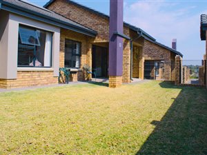 2 Bed Townhouse in North Riding AH
