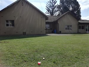 7 Bed House in Blackridge
