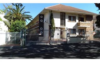 1 Bedroom Apartment in Claremont