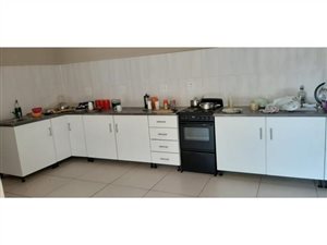 2 Bed Garden Cottage in Chartwell