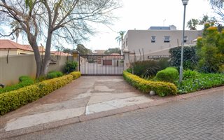 4 Bedroom Townhouse in Murrayfield