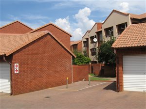 3 Bed Simplex in Eco Park