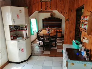 8.5 ha Farm in Roodia