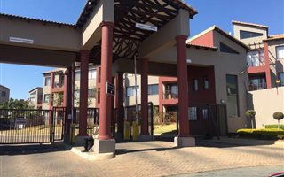 2 Bedroom Apartment in Honeydew
