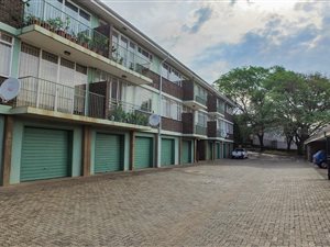 2 Bed Townhouse in La Montagne