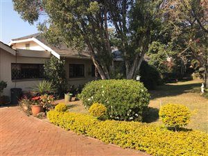 4 Bed House in Bothas Hill