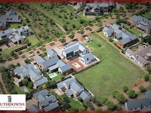796 m² Land available in Southdowns Estate