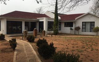4 Bedroom House in Pellissier