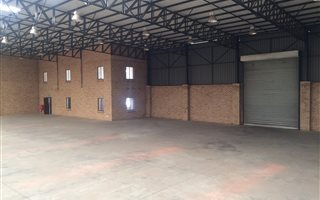 1164 m² Industrial space in Factoria