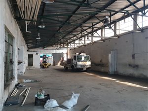 400 m² Industrial space in Brakpan Central