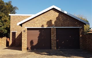 3 Bedroom Simplex in Honeydew