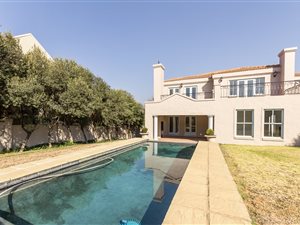 4 Bed House in Dainfern Valley