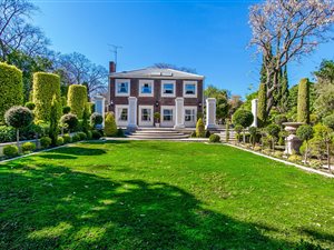 3 Bed House in Osummit
