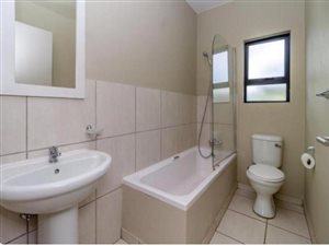2 Bed Townhouse in Rynfield