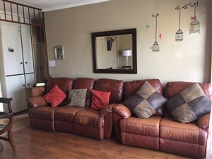 2 Bed Apartment in Parow Valley