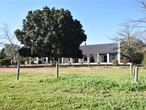 285 m² Commercial space in Northern Paarl