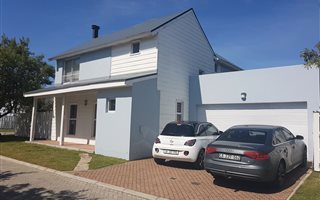 4 Bedroom House in Royal Ascot