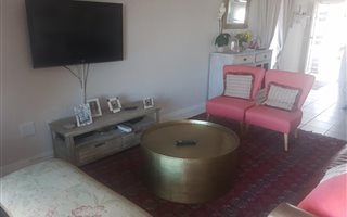 3 Bedroom Apartment in Umdloti Beach