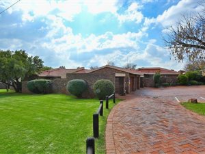 3 Bed Cluster in Montgomery Park