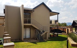 2 Bedroom Townhouse in Redstone Country Estate