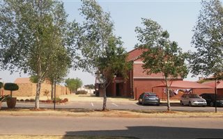 0.5 Bedroom Apartment in Sagewood