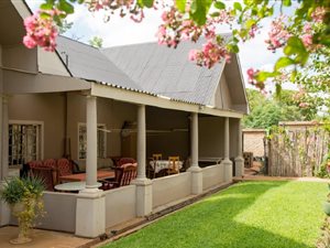 6 Bedroom House in Hartbeesfontein
