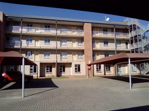 2 Bed Flat in Pretoria North