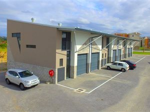 110 m² Industrial space in Fairview