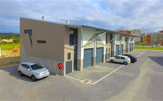 110 m² Industrial space in Fairview