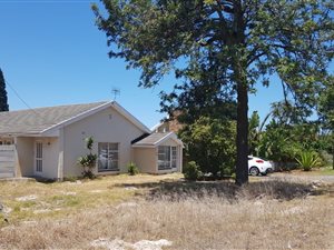 4 Bed House in Mabille Park