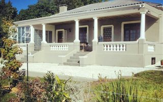 4 Bedroom House in Grabouw