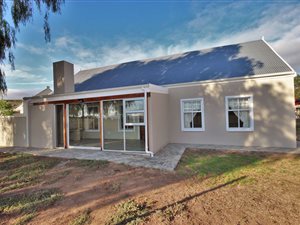 2 Bed House in Oudtshoorn