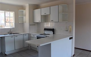 3 Bedroom Apartment in Newlands