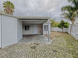 2 Bed House in Wellington Central