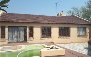 3 Bedroom House in Corlett Gardens