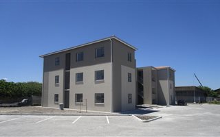 2 Bedroom Apartment in Scottsdene