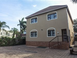 6 Bed House in Bulwer