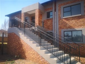 3 Bed Townhouse in Helderwyk Estate