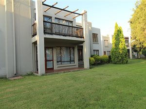 3 Bed Apartment in Bloubosrand