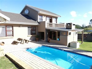 4 Bed House in Loerie Park