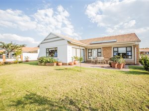 2 Bed House in The Meadows