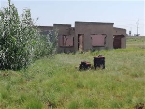 1.1 ha Land available in Welgedacht