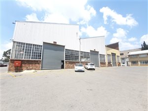 4861 m² Industrial space in Robertsham