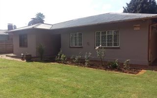 3 Bedroom House in Vanderbijlpark CW1