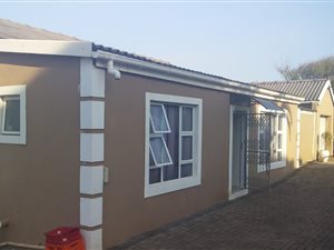 3 Bed House in Park Rynie